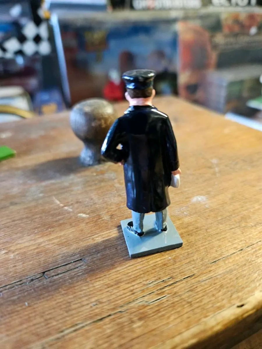 Corgi Hornby O Gauge Train or Ship Figure - Image 3