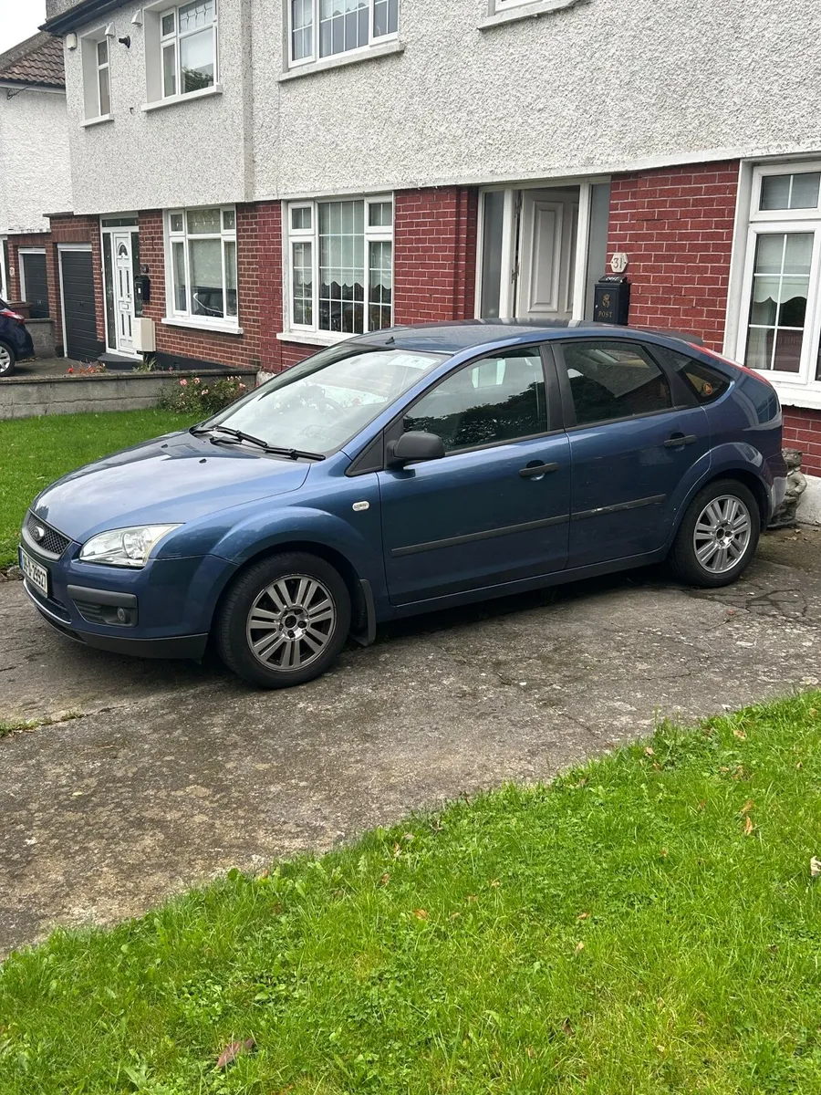 Ford Focus 2005 - Image 2