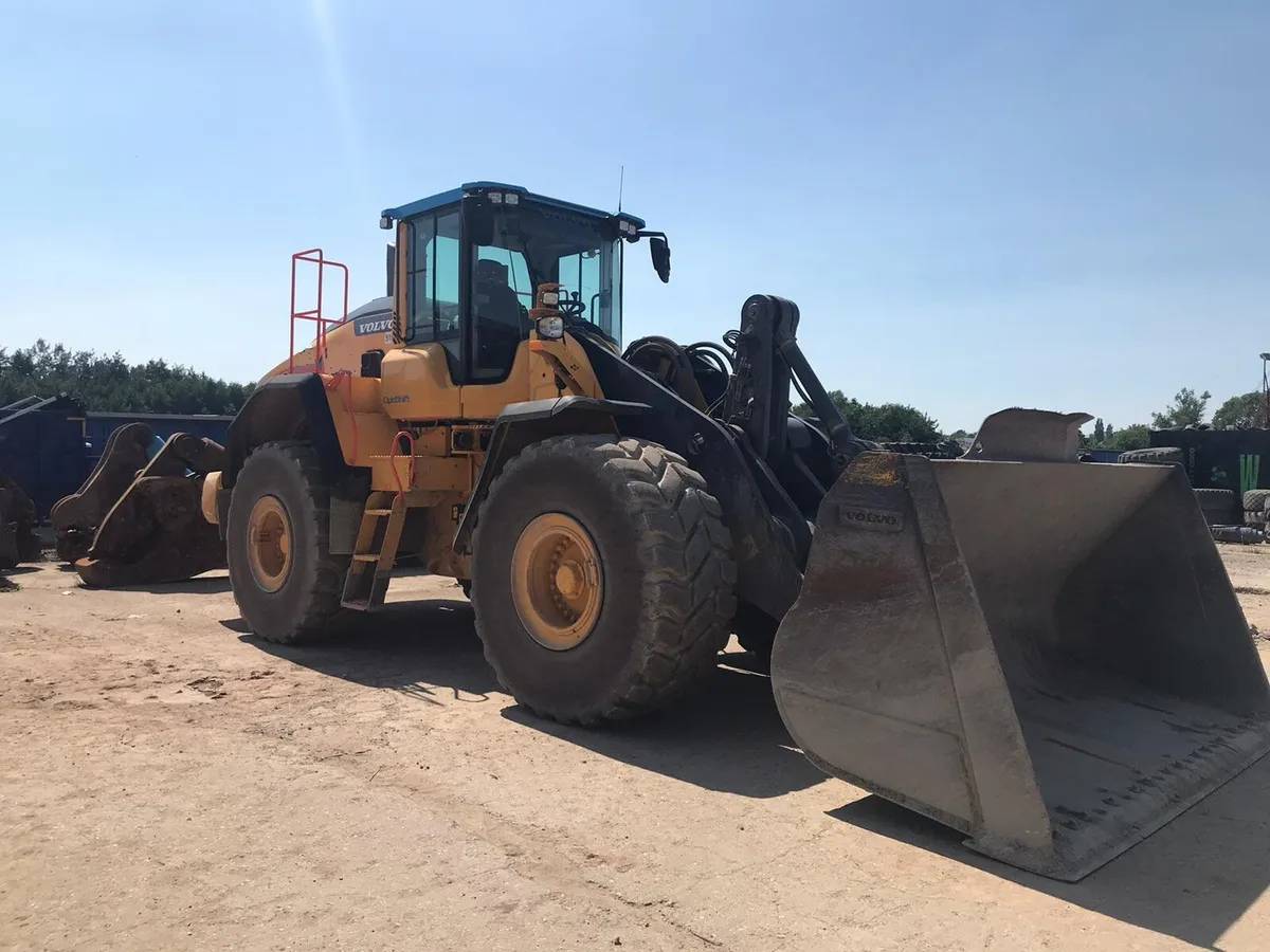 EXCAVATOR / Loader  Driver required - Image 2