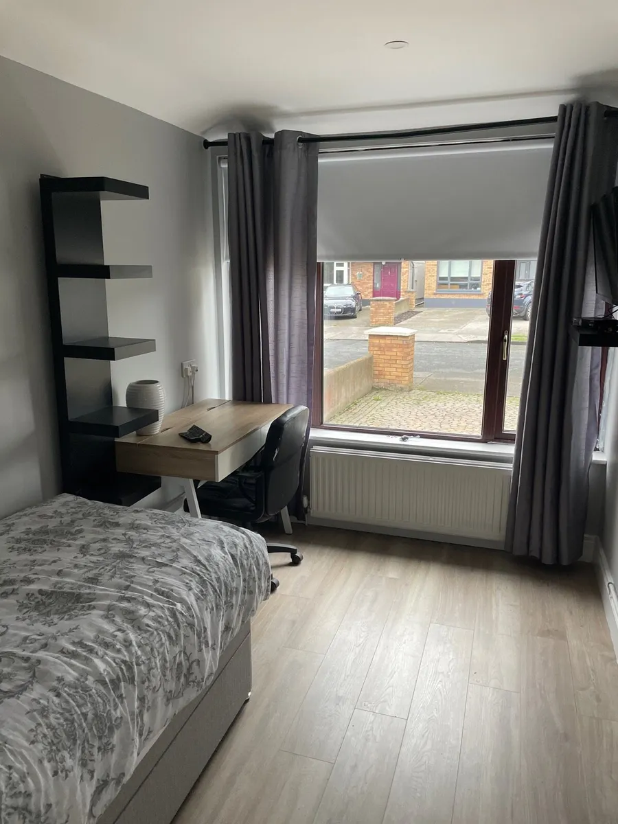Room to rent - Image 1