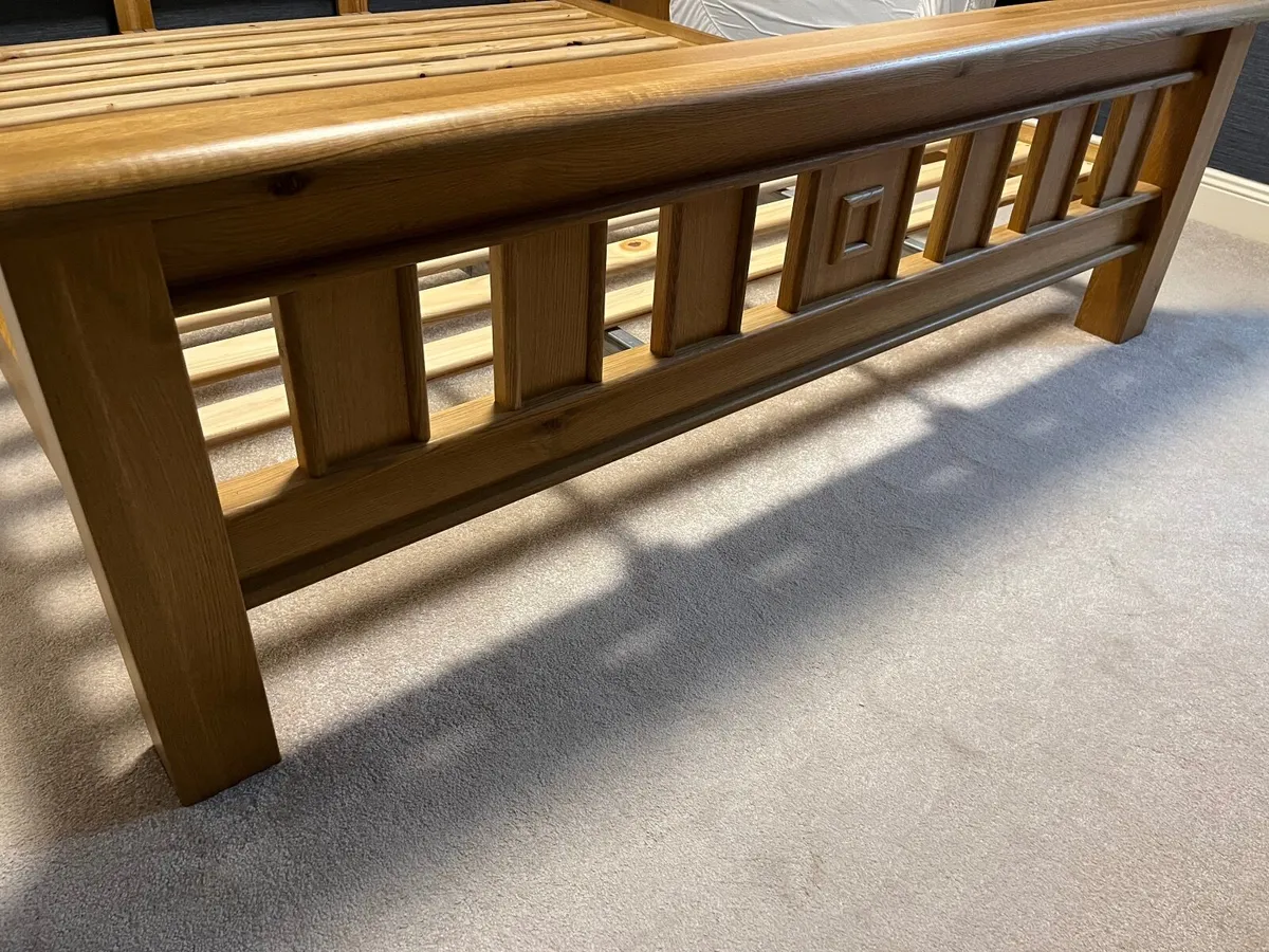 Beautiful Oak Super King Bed frame - Image 2
