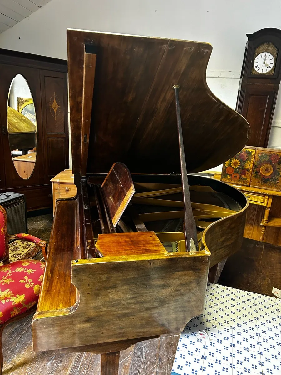 Grand piano - Image 4