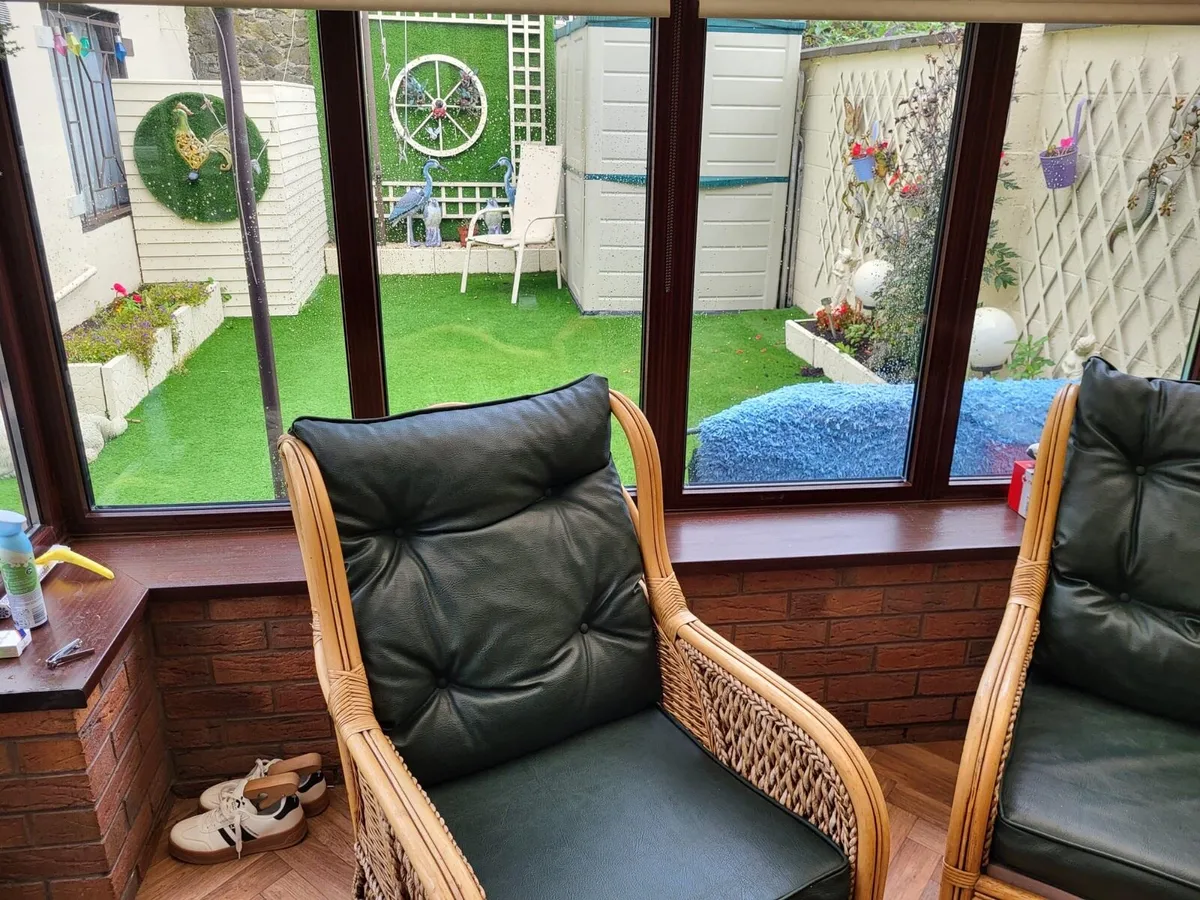 Sunroom furniture - Image 2
