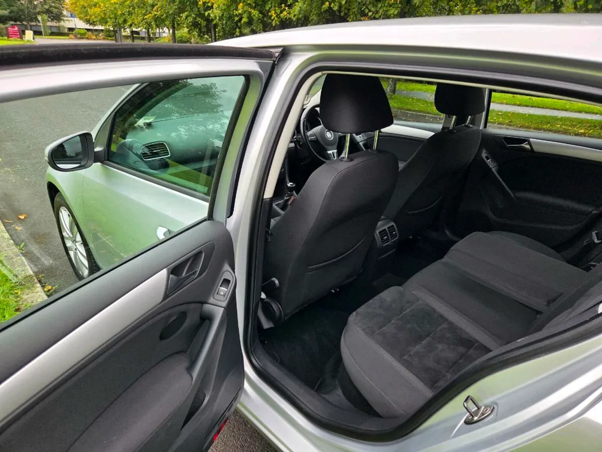 VW GOLF 2011 2.0 DIESEL HIGHLINE,140 BHP,LOW MILEA - Image 4
