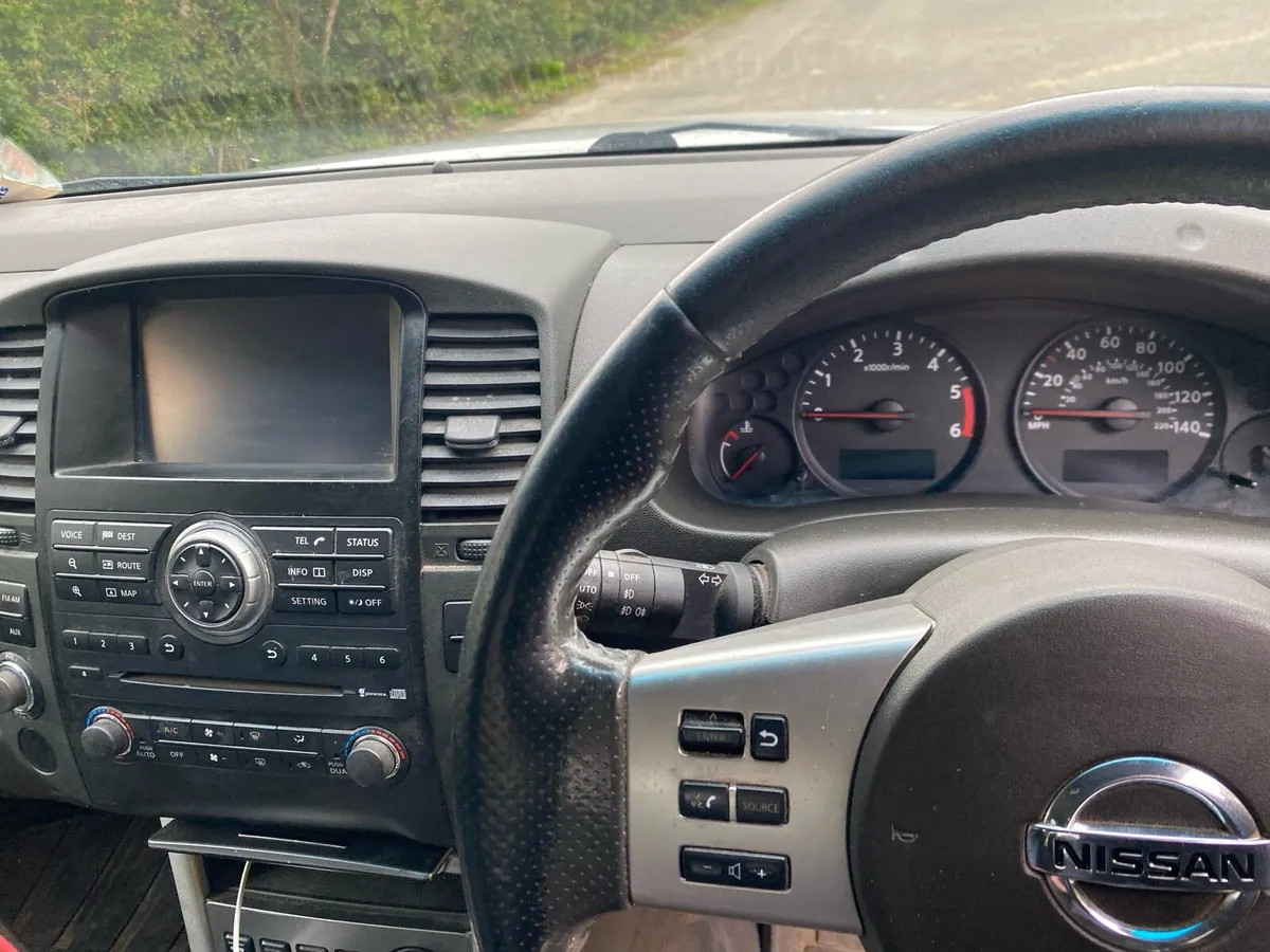 Nissan Navara - Image 4