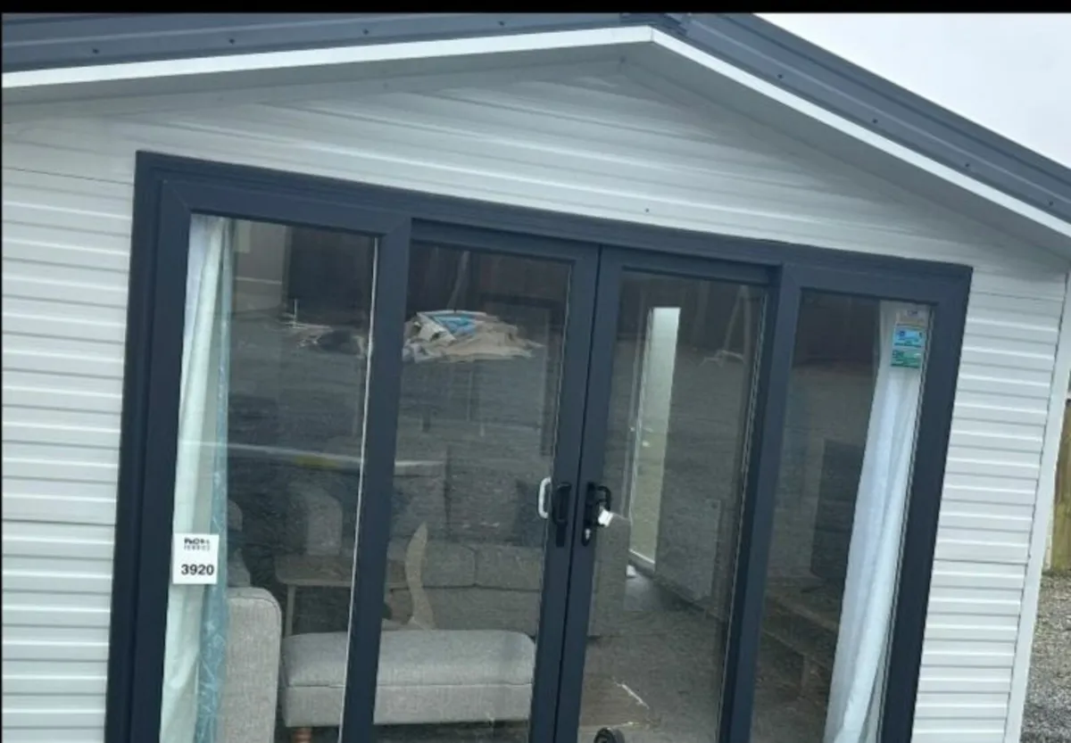 Mobile home - Image 1