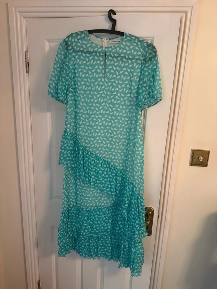Louise Kennedy 100% silk dress - women's size S