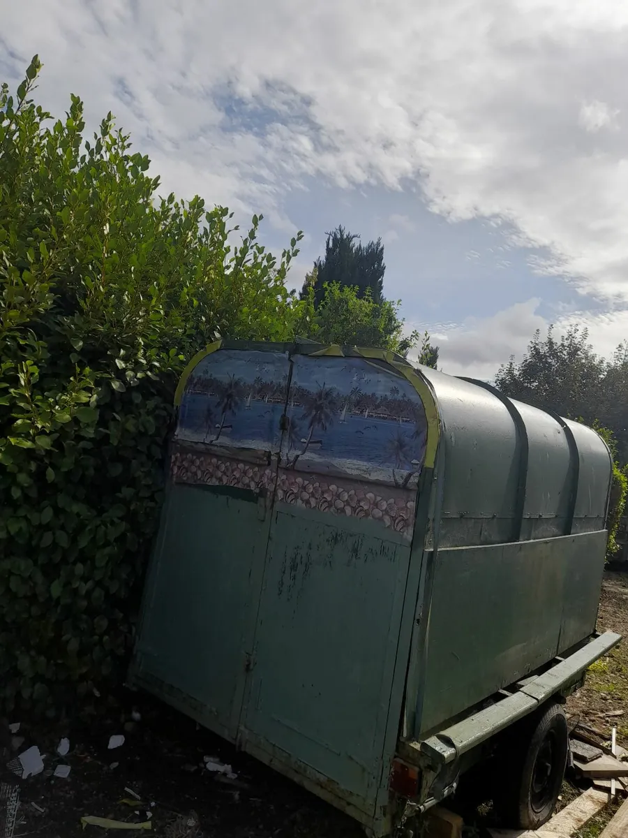 trailer - Image 2