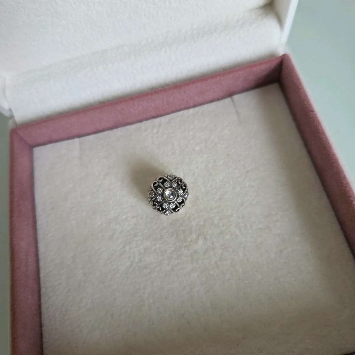 Pandora charm sparkly clear - Image 4