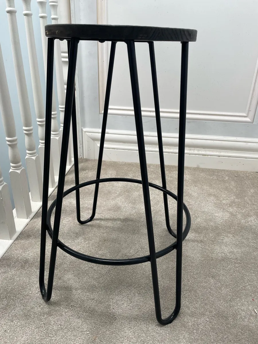 3 x bar stool/ island chairs - Image 4