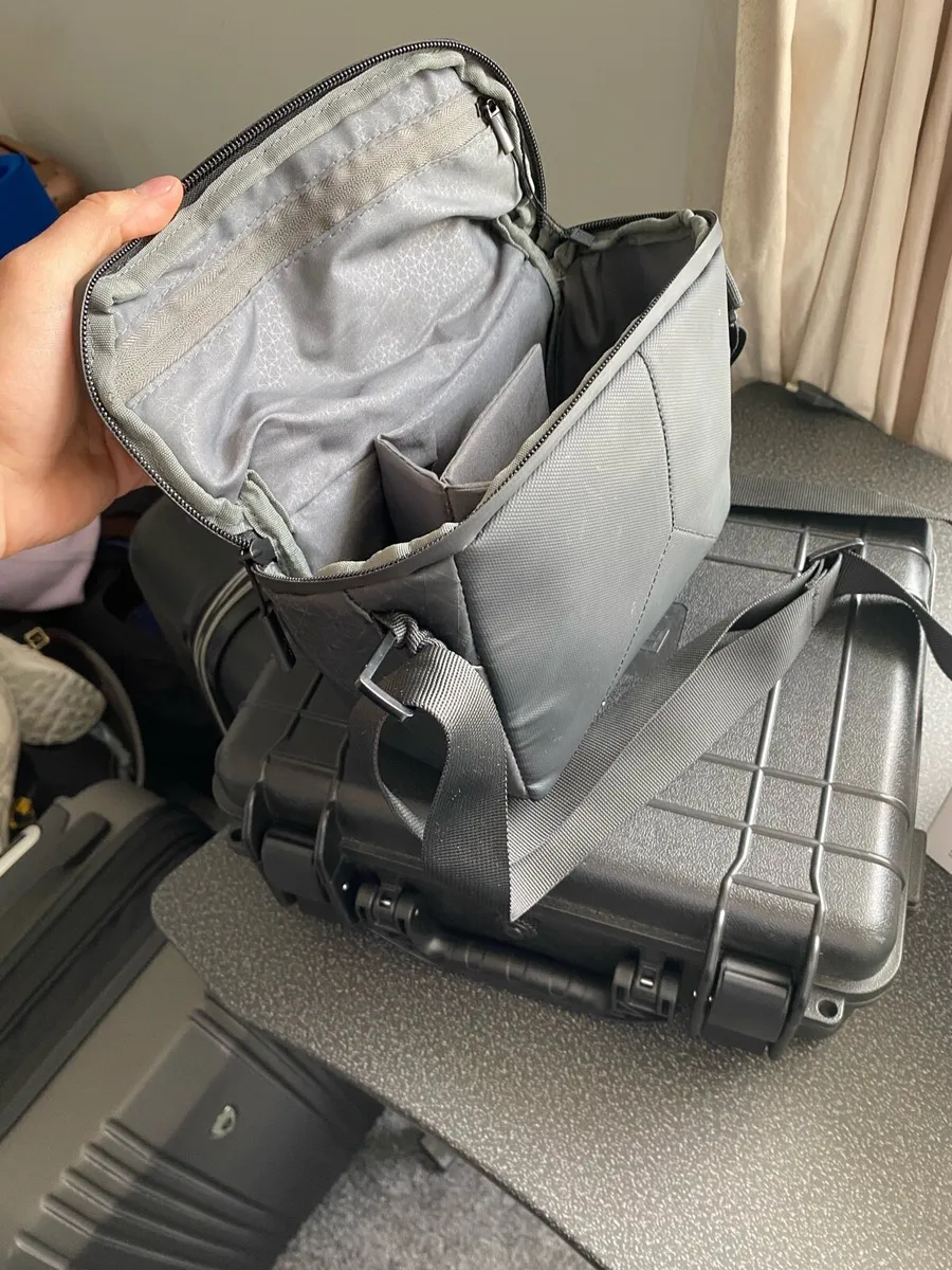 Dji Mini 4 Pro Fly More Combo+ accessories - Image 3