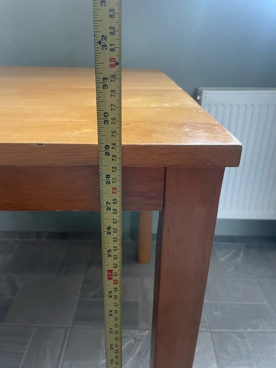 Kitchen Table and 4 chairs - Image 2