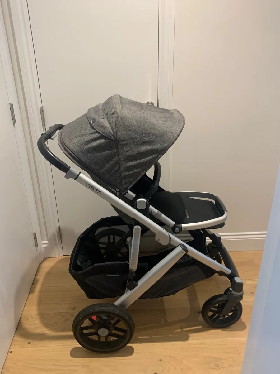 Uppababy Vista V2 in Colour Jordan - Image 1