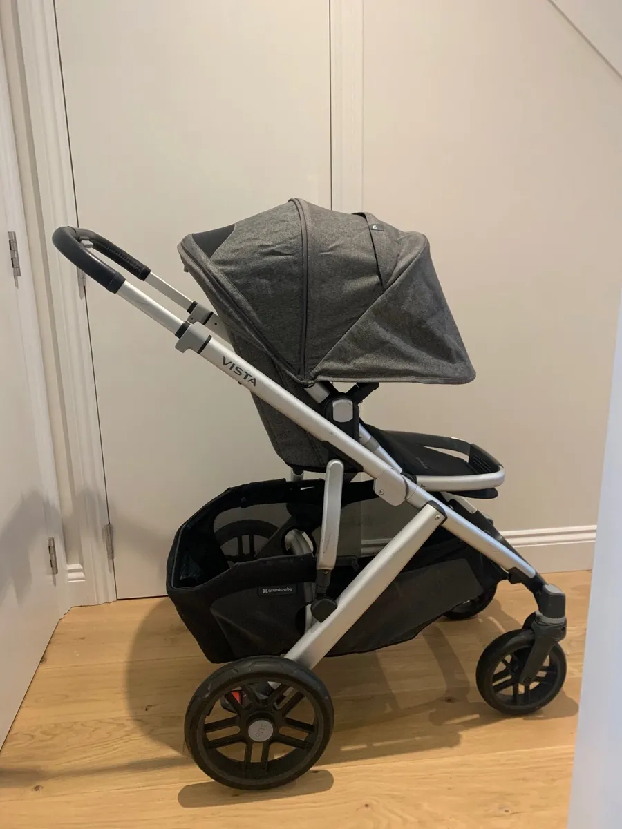 Uppababy Vista V2 in Colour Jordan - Image 2