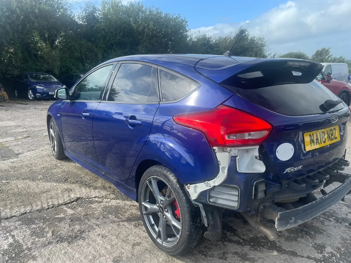2018 FOCUS ST-LINE X TDCI - Image 4