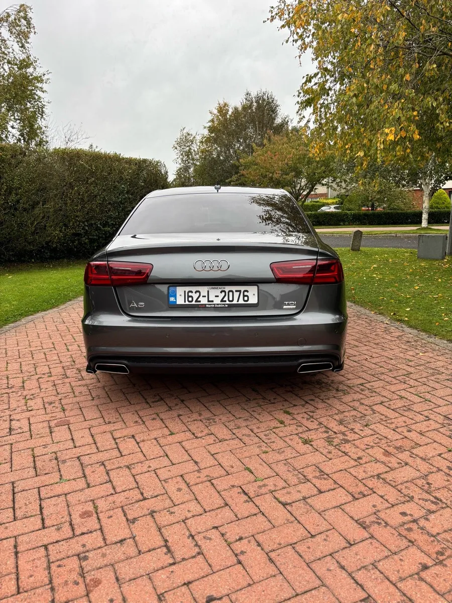 Audi A6 S-Line Ultra Black Edition - Image 3
