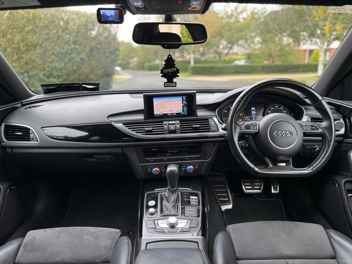 Audi A6 S-Line Ultra Black Edition - Image 4
