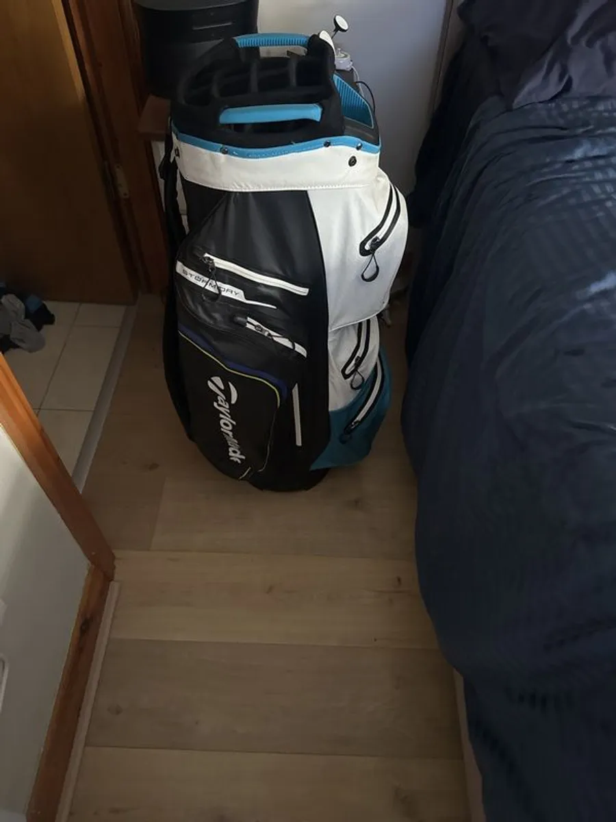 Taylor made stormtech fully waterproof golf bag - Image 3
