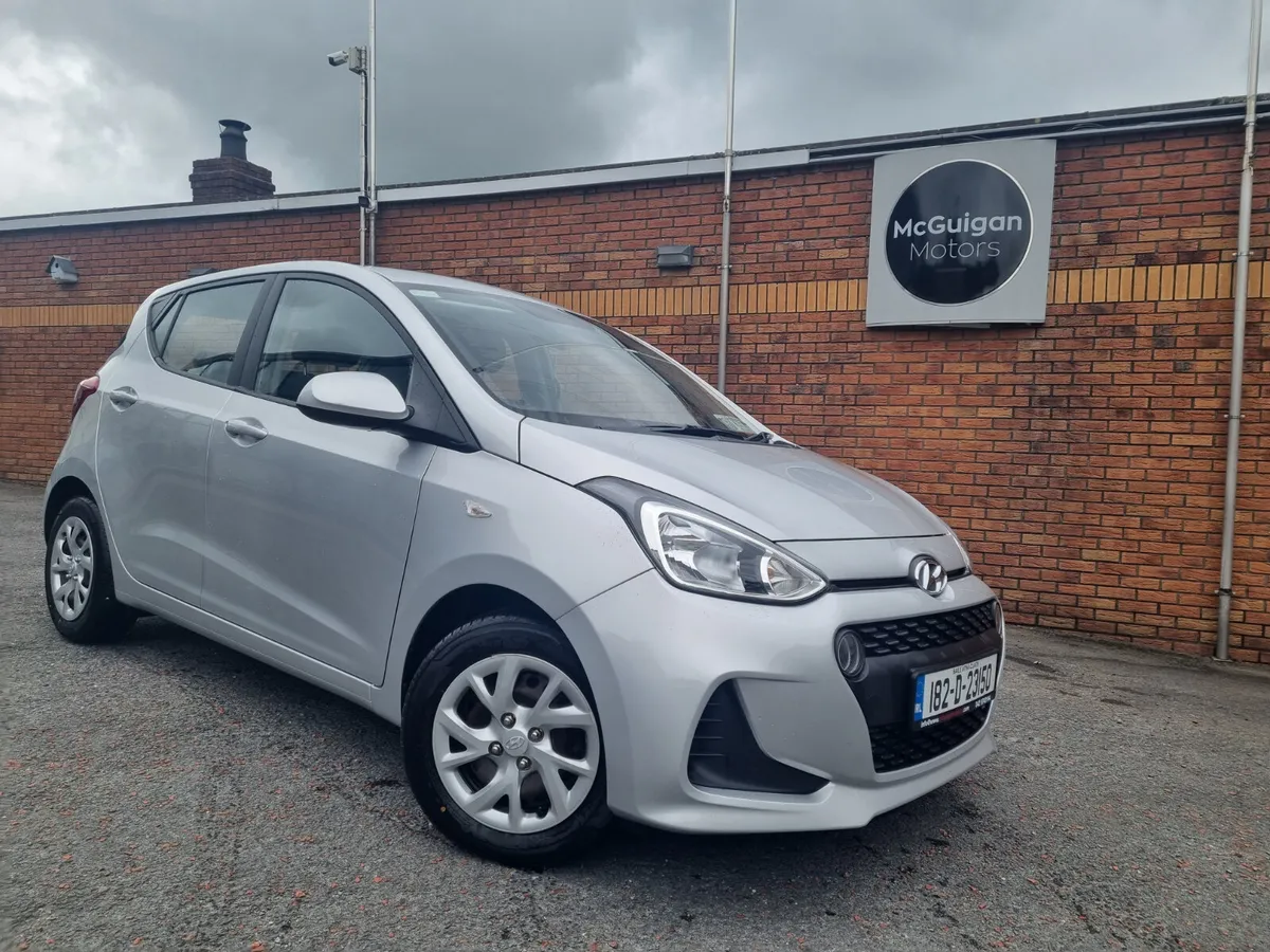 Hyundai i10 SE 1.0 5 Door - Image 2