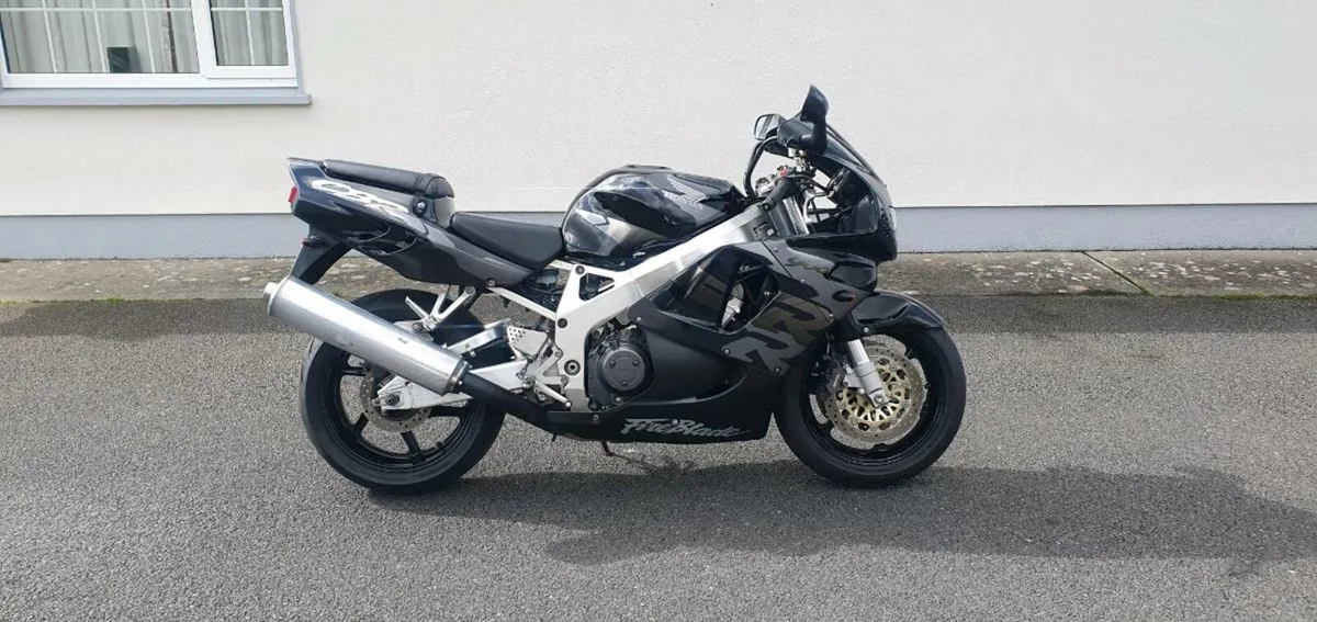 Honda Fireblade - Image 1