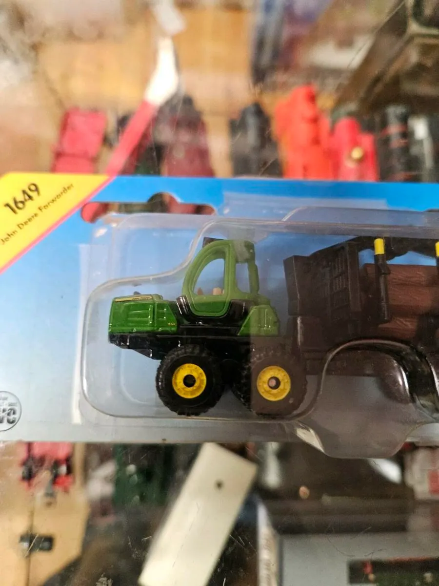 Corgi Siku John Deere Forestry Log Forwarder - Image 2