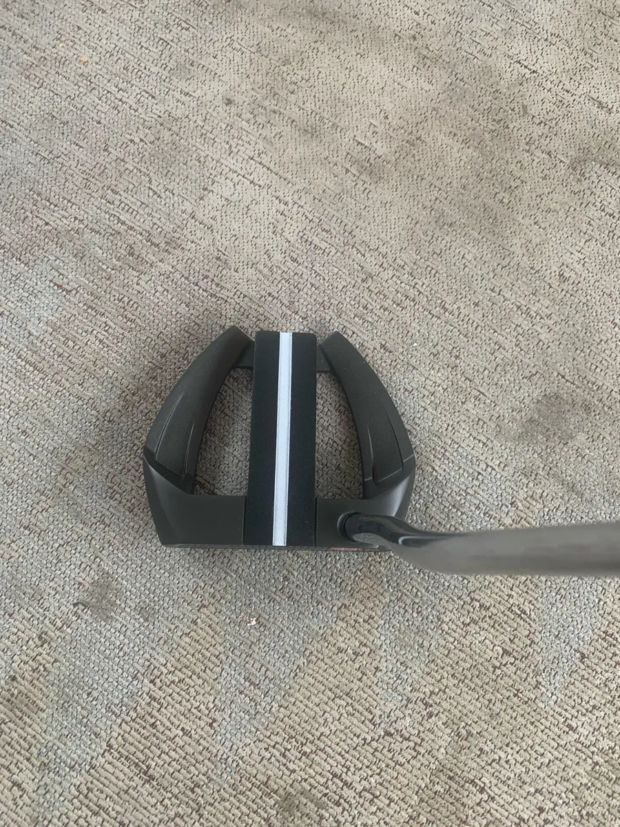 Odyssey o works black marxman putter - Image 2