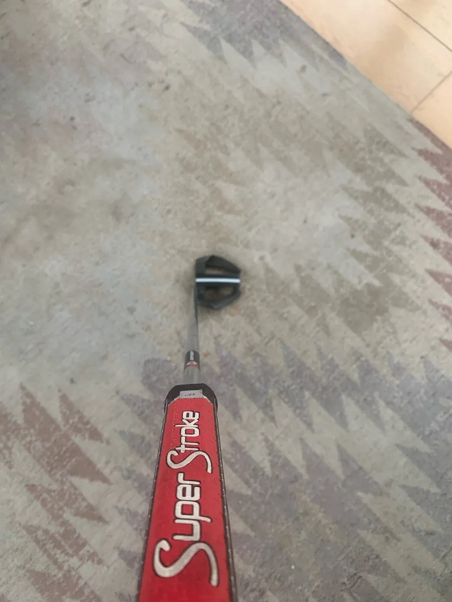 Odyssey o works black marxman putter - Image 4