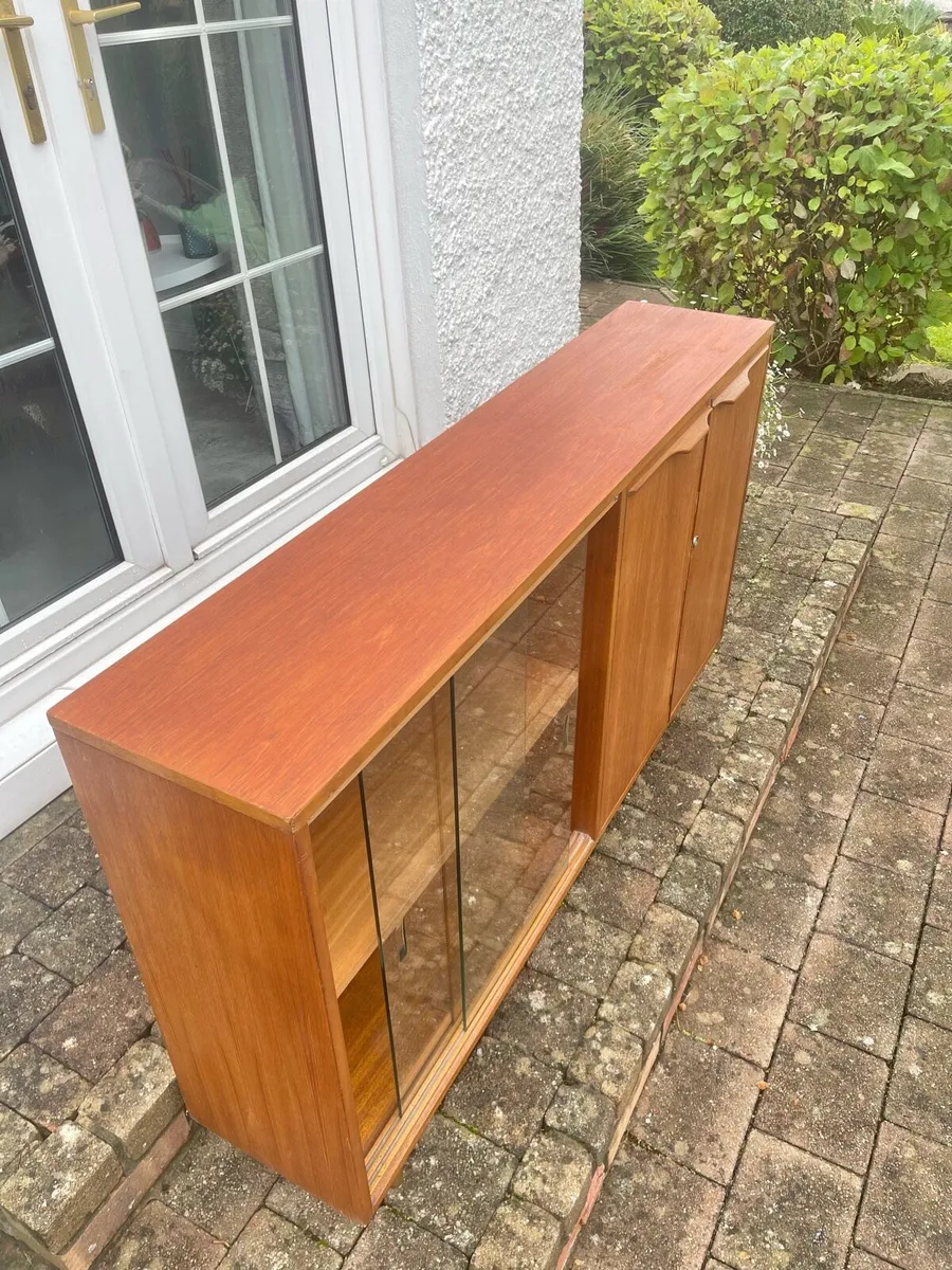 Mid century bookcase - Image 3
