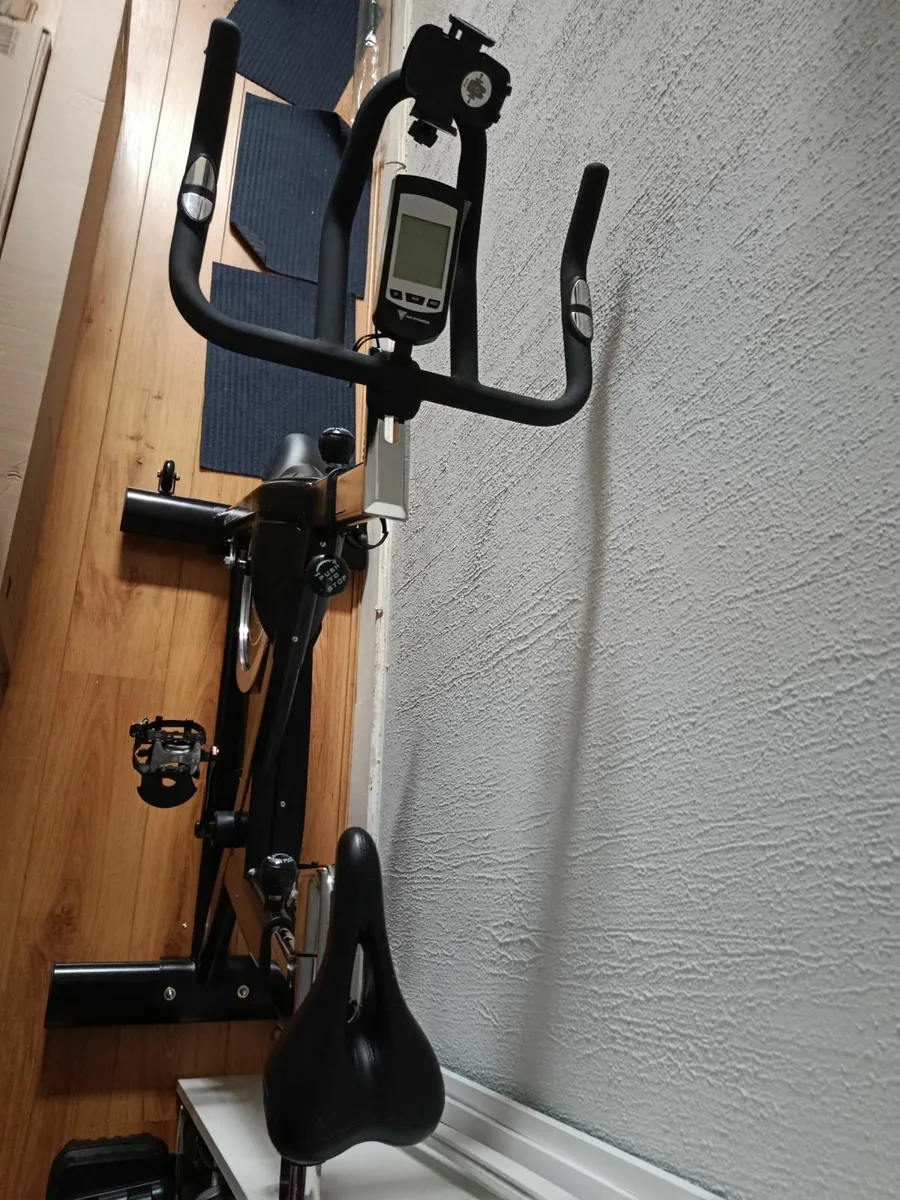 Hit Fitness G7 Indoor Exercise Bike - Image 1