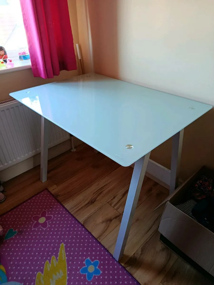 Desk - Image 1