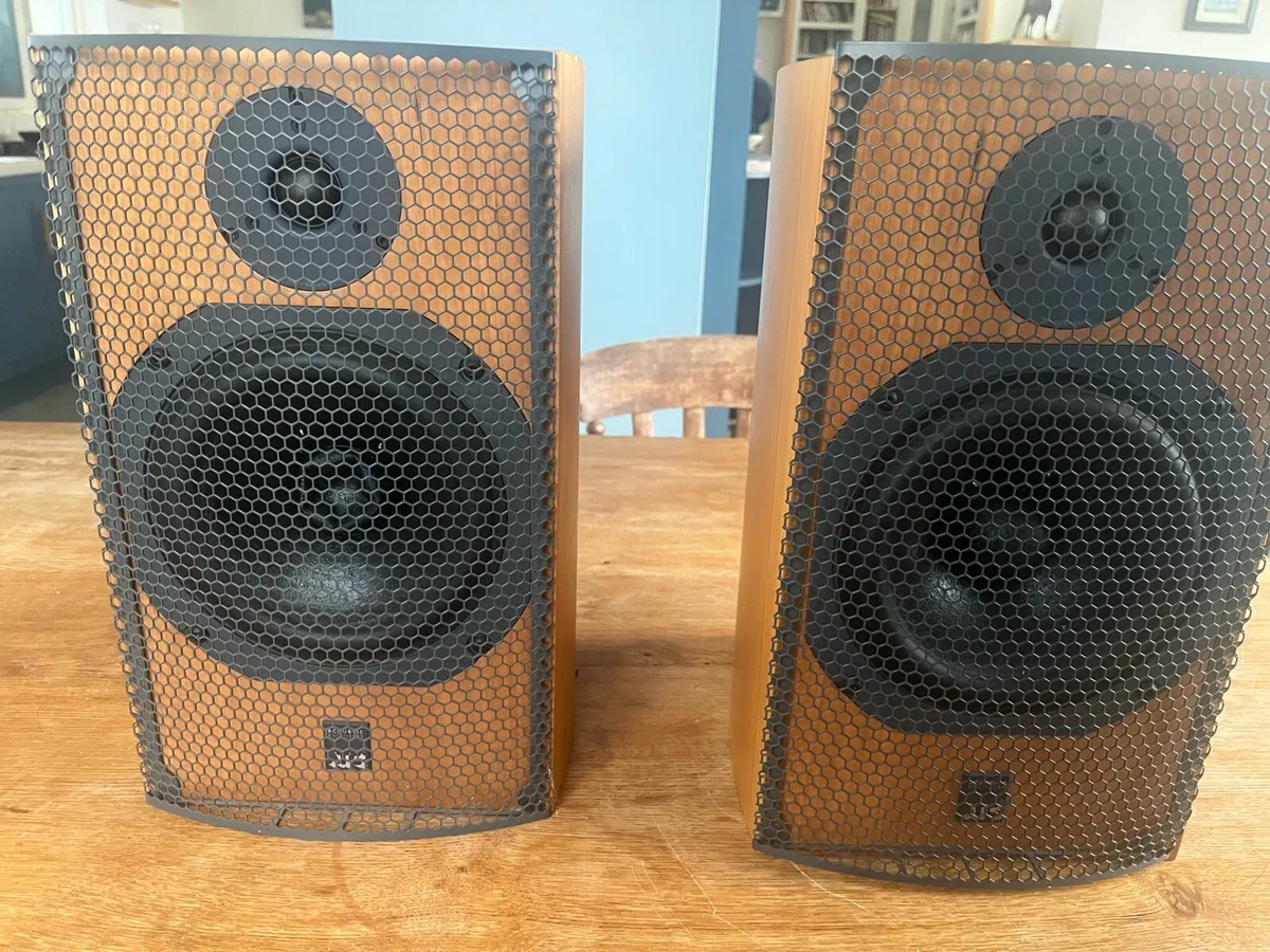 ATC SCM11 High end Speakers - Image 1