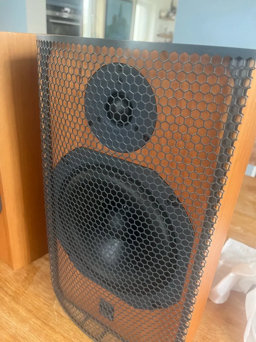 ATC SCM11 High end Speakers - Image 4