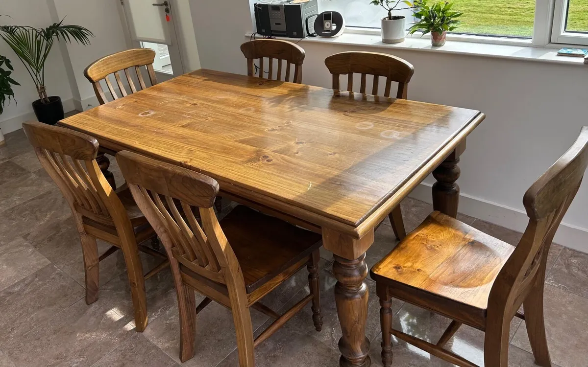 kitchen table and six chairs - Image 2