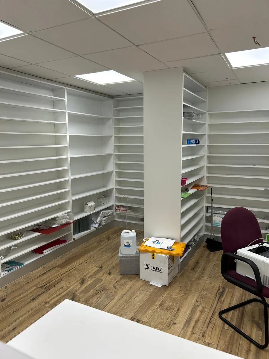 Pharmacy fittings - Image 3