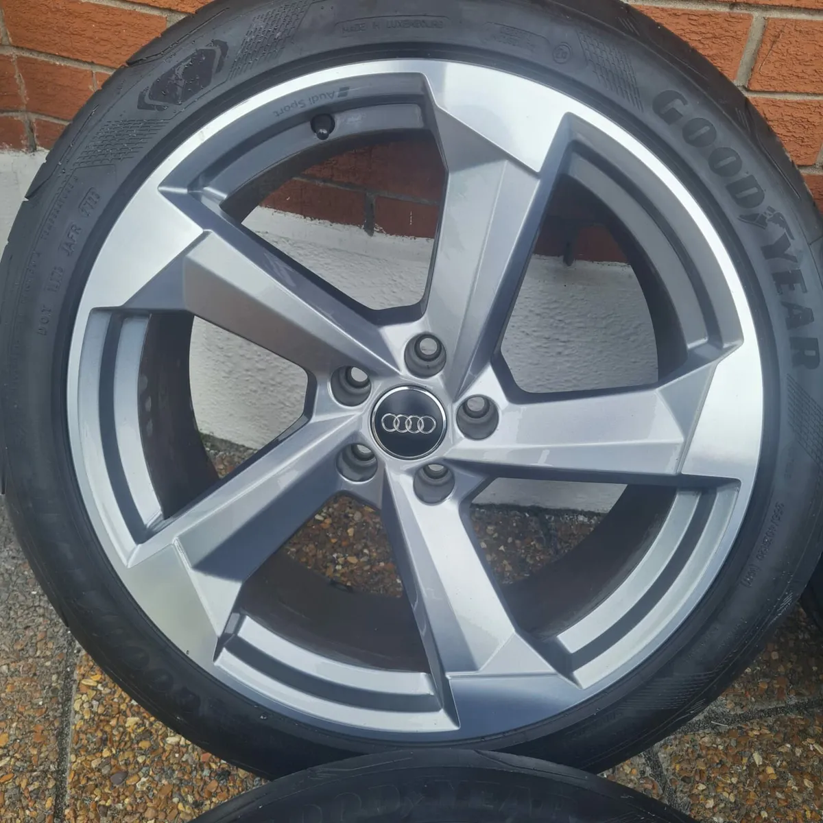 Alloy A7 20" alloy wheels - Image 4