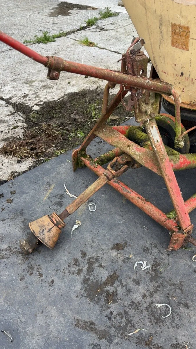 Vicon manure spreader - Image 2