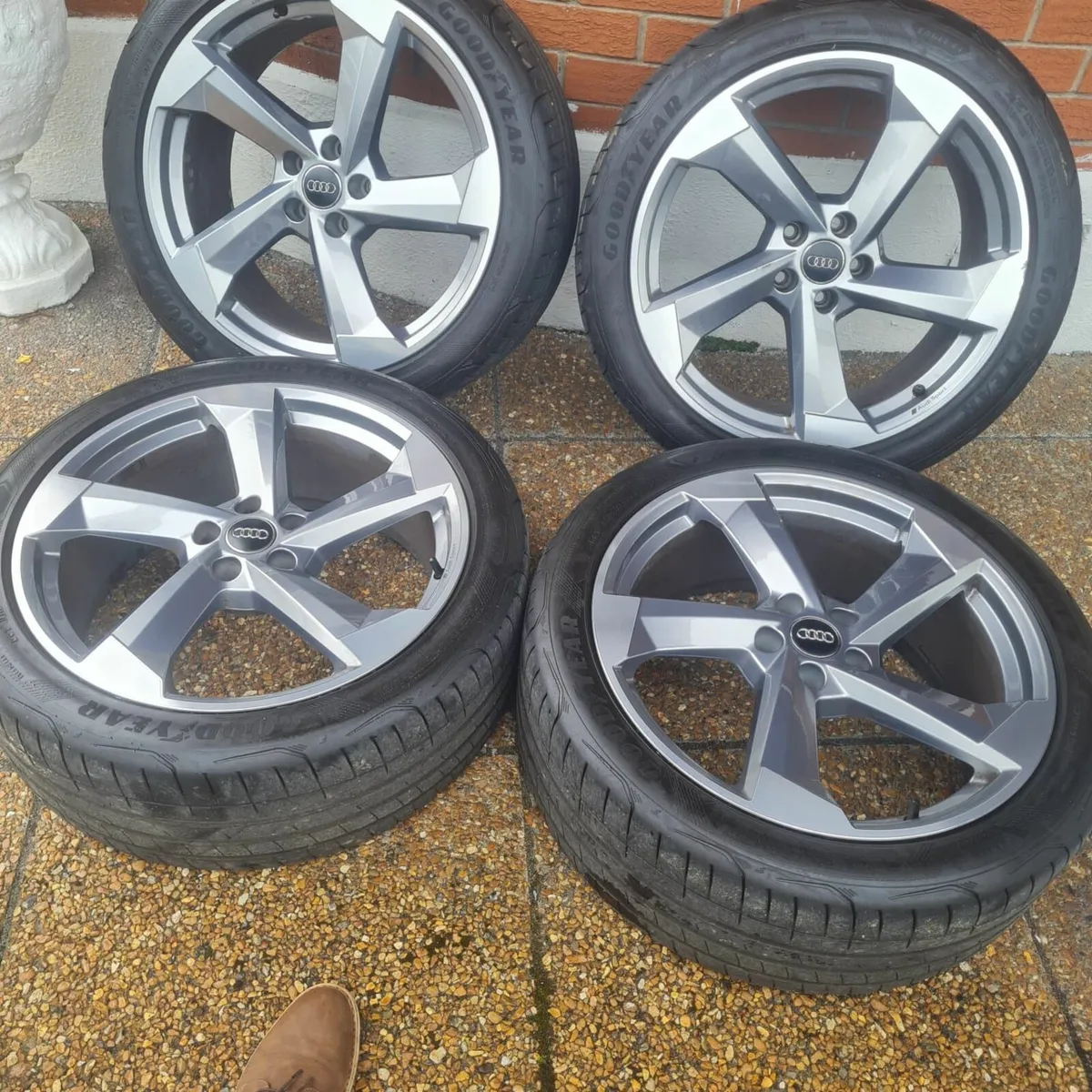 Alloy A7 20" alloy wheels - Image 1