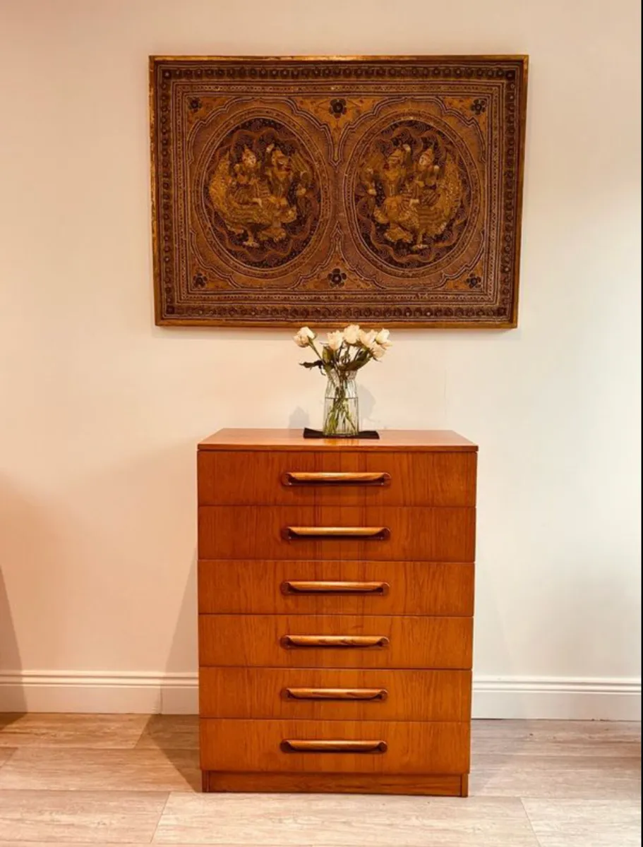 Mid Century Chest of Drawers - Image 1