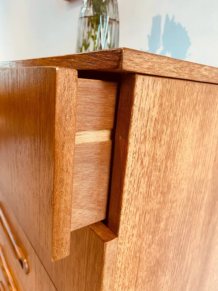 Mid Century Chest of Drawers - Image 4