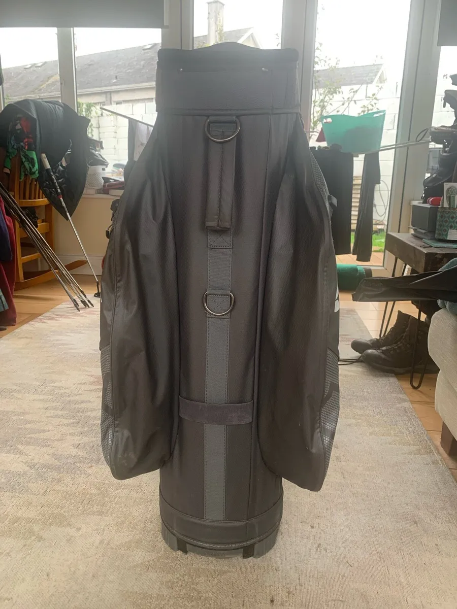 Motocaddy golf bag - Image 4