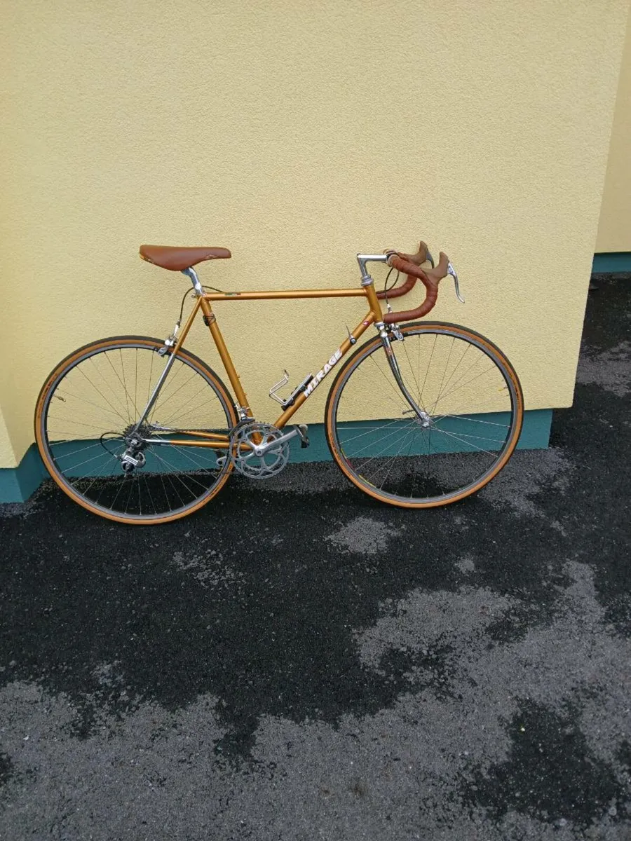 Vintage racing bicycle - Image 1