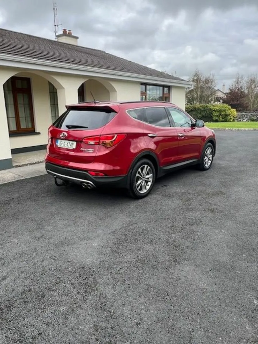 Hyundai Santa Fe 2015 2.2 Dsl. 4WD. Premium Auto. - Image 2