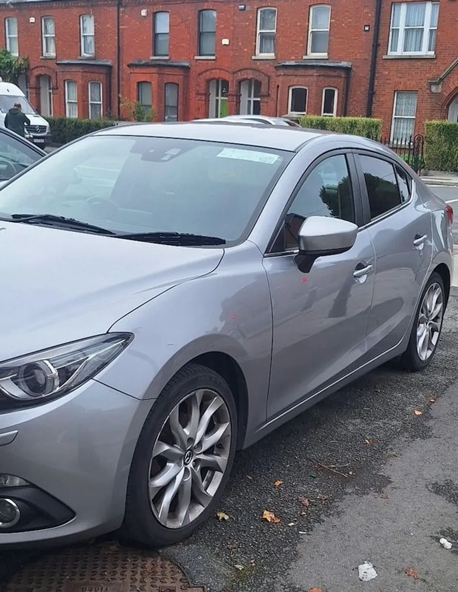 2017 Mazda Mazda3 - Image 3