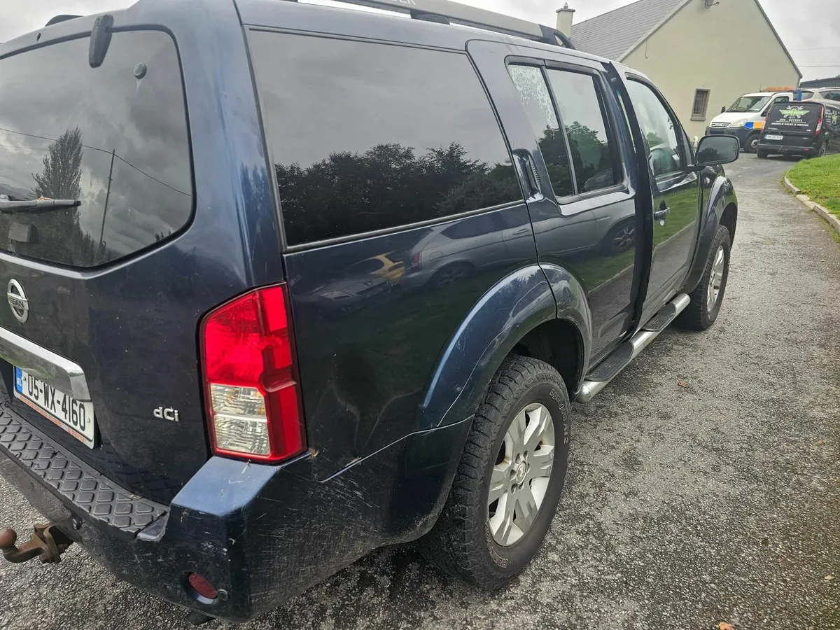 Nissan Pathfinder 2005 - Image 4