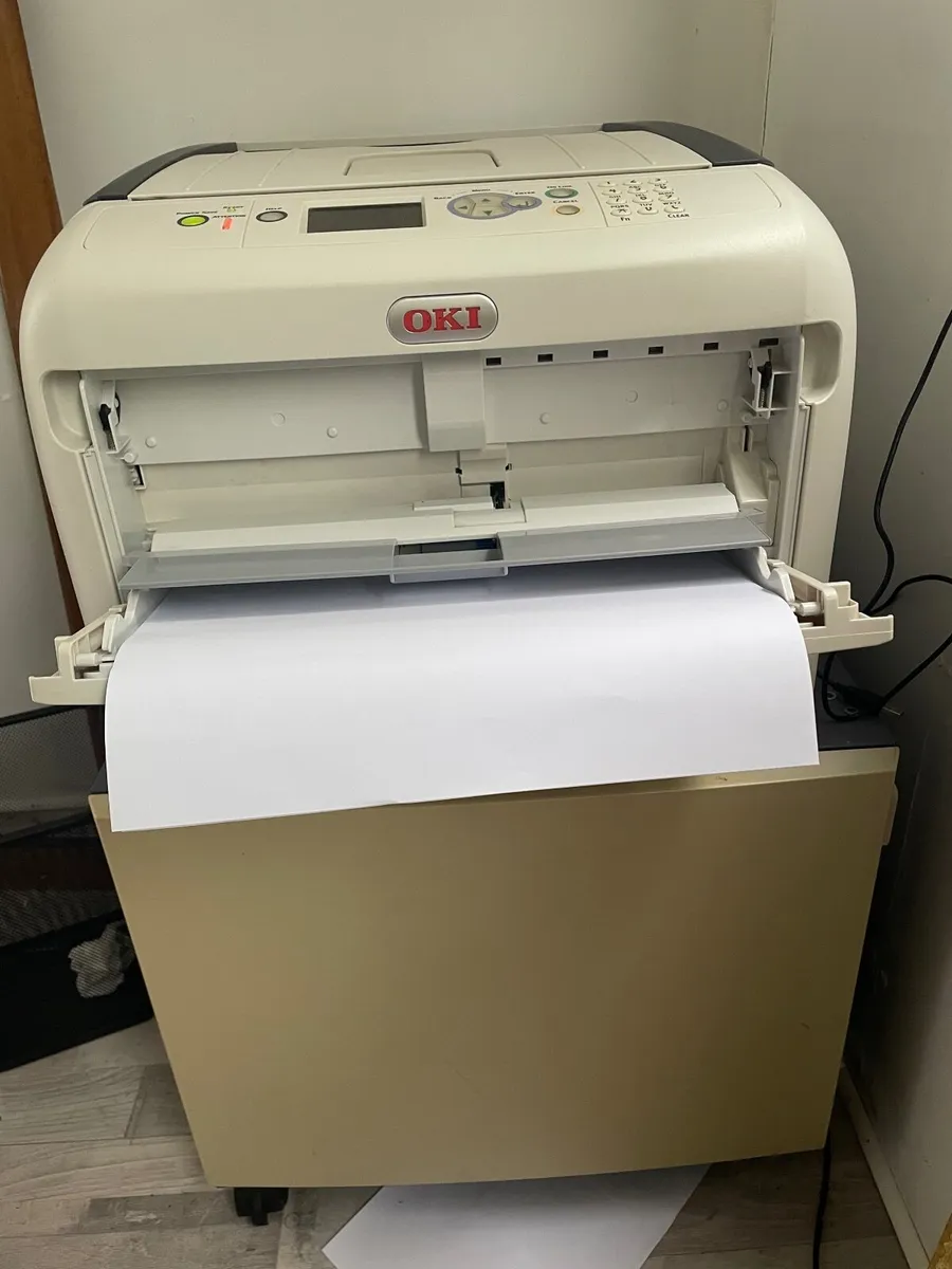 Oki printer c823