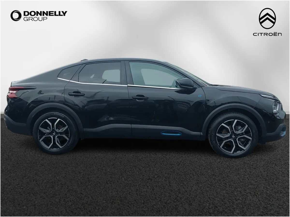 Citroen C4 X E- Electric Saloon Shine - Image 3