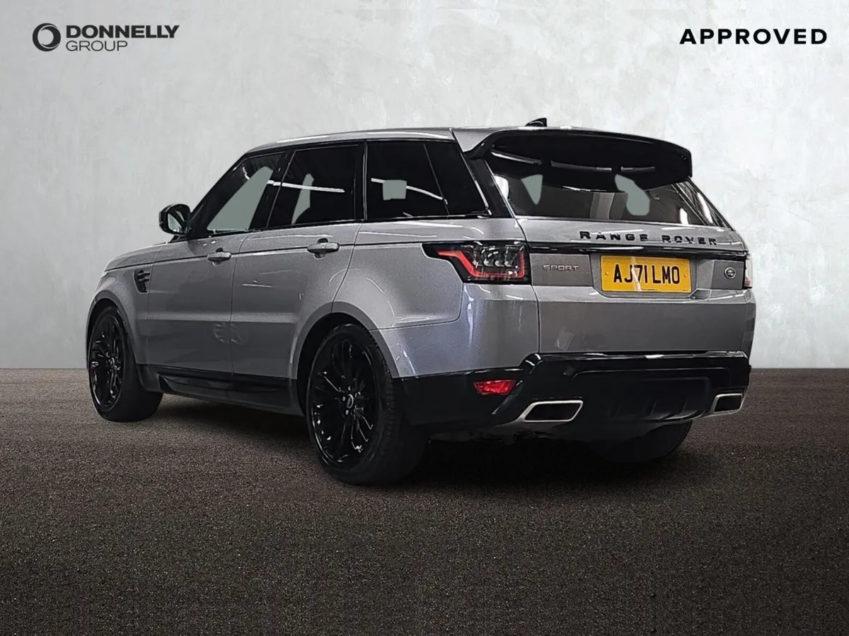 Land Rover Range Rover Sport Diesel Estate HSE Sil - Image 2