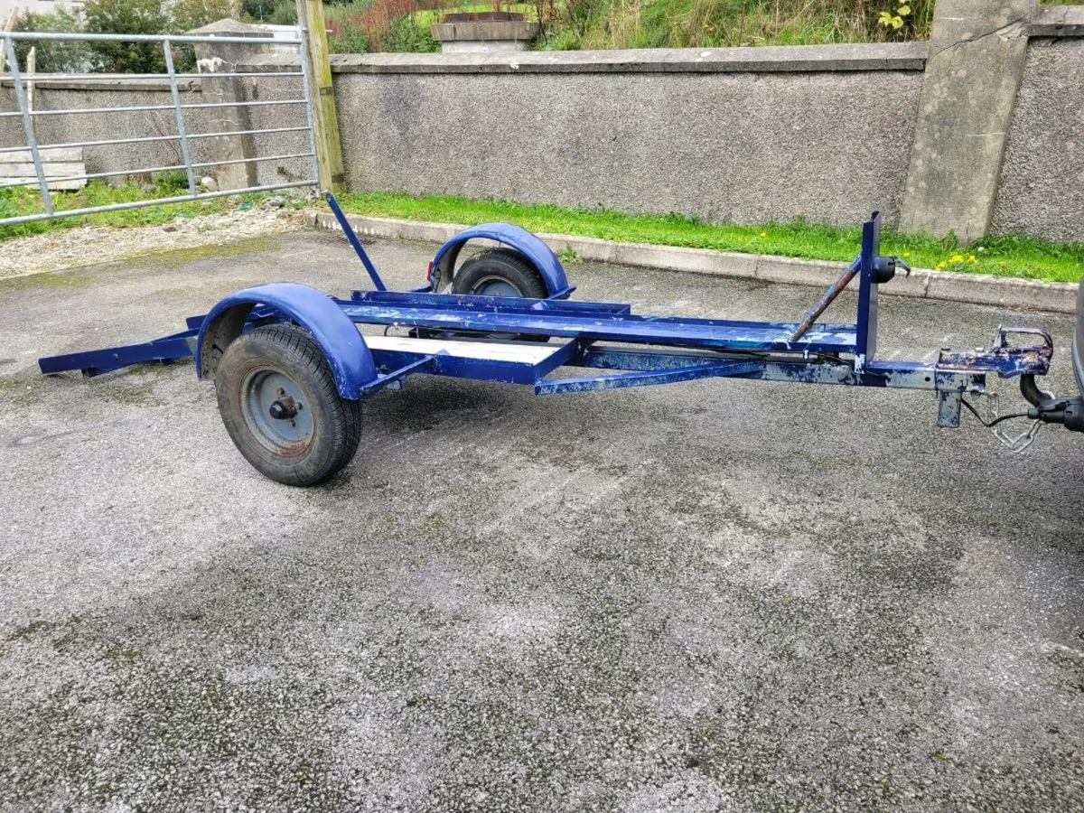 Single bike trailer - Image 1
