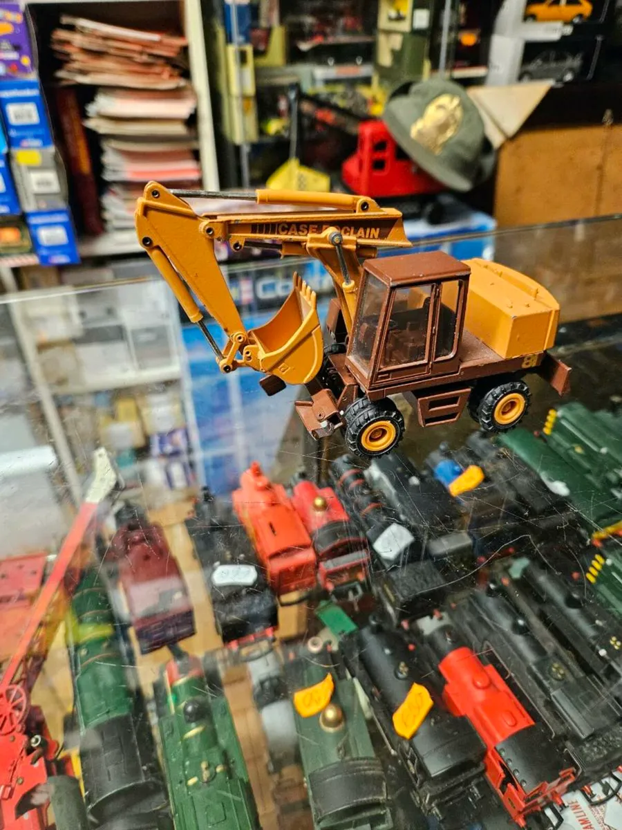 Corgi Conrad Case Excavator - Image 3