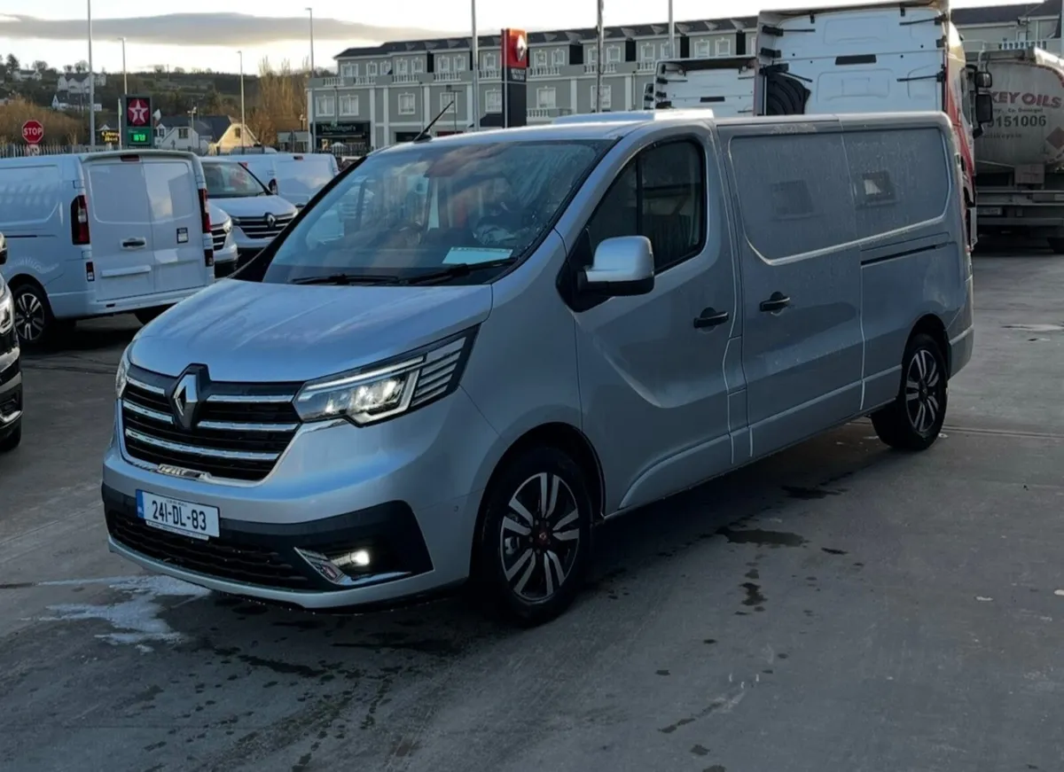 Renault Trafic 2024 auto SERVICE PACK - Image 1